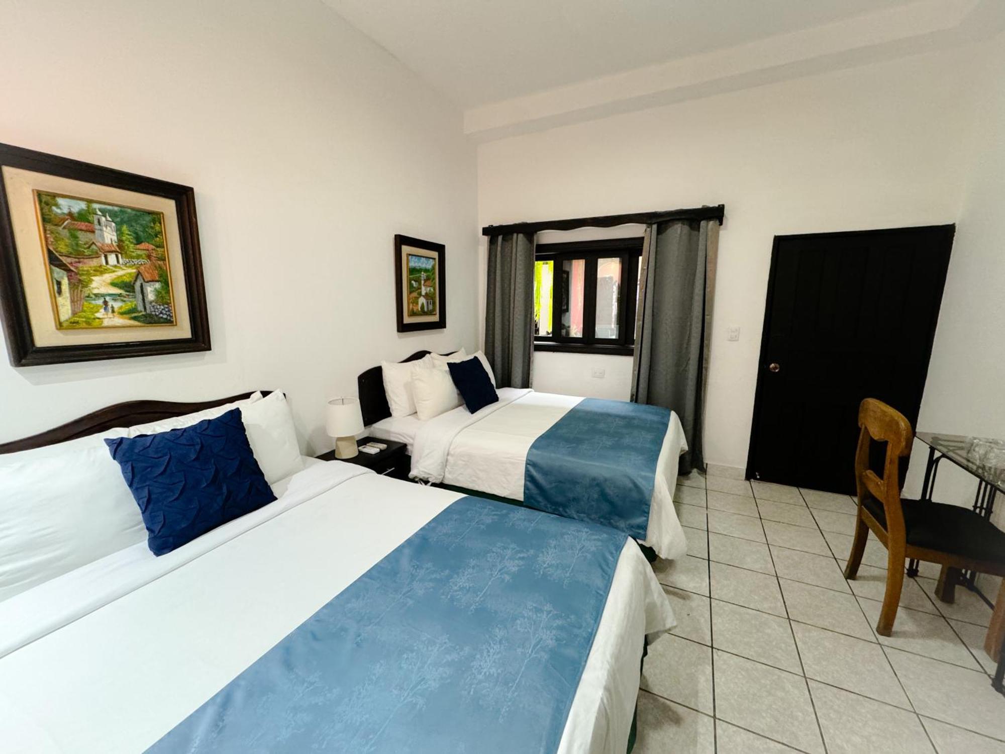 Hotel Camino Maya コパン エクステリア 写真